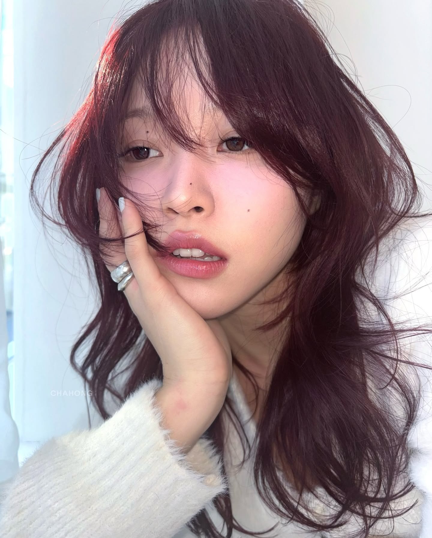 Chị em bỏ tóc thẳng đi, 5 kiểu tóc xoăn mùa đông vừa sang vừa amp;#34;ăn gianamp;#34; tuổi cực khéo - 12