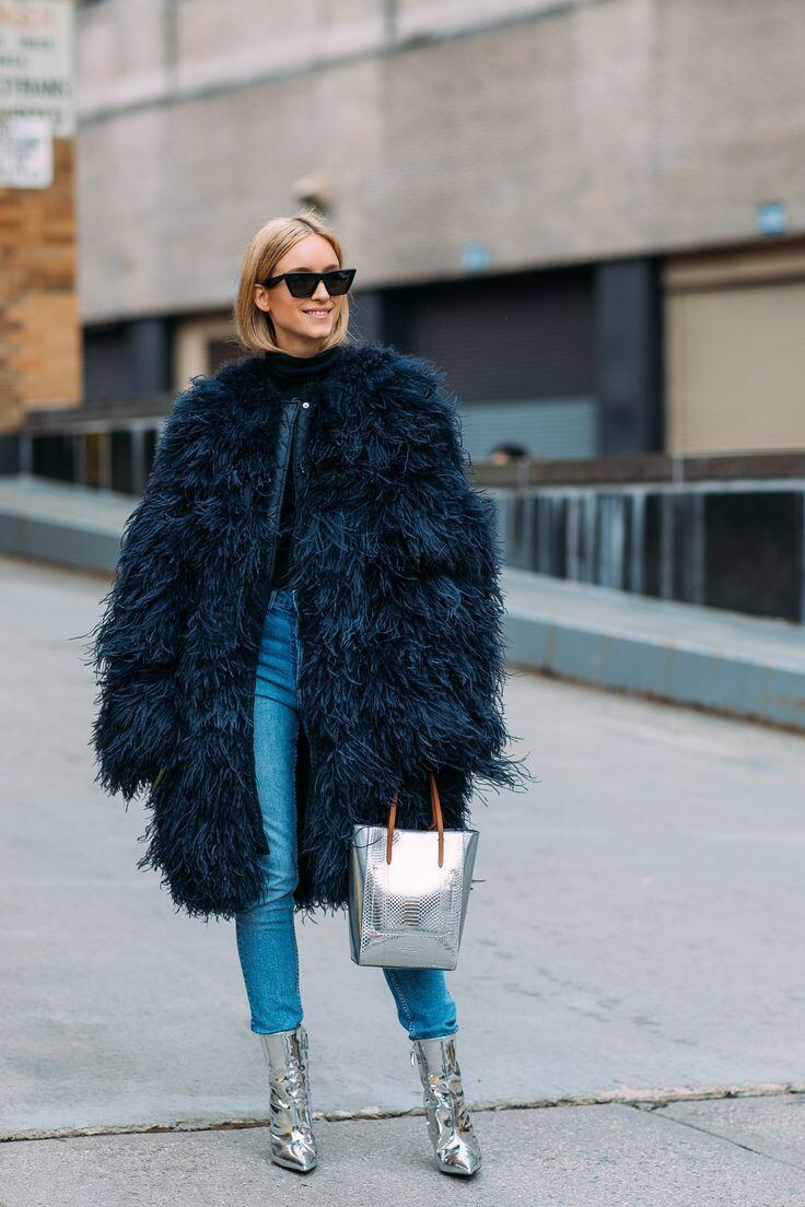 Cao dưới 1m60 vẫn mặc áo khoác dài đẹp “đỉnh”, không sợ nuốt dáng nhờ chọn đúng kiểu, diện lên trẻ hẳn vài tuổi - 3