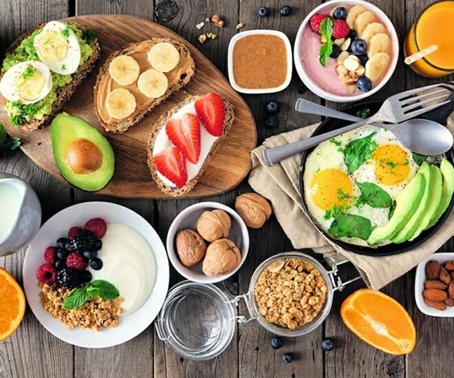 PGS Nguyễn Thị Lâm cho rằng, bữa sáng lành mạnh phải đầy đủ, đa dạng các nhóm chất. Ảnh minh họa. 