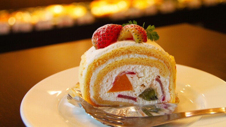 Các loại bánh ngọt, bánh kem không phù hợp với bữa ăn sáng vì gây áp lực cho thận. Ảnh minh họa. 