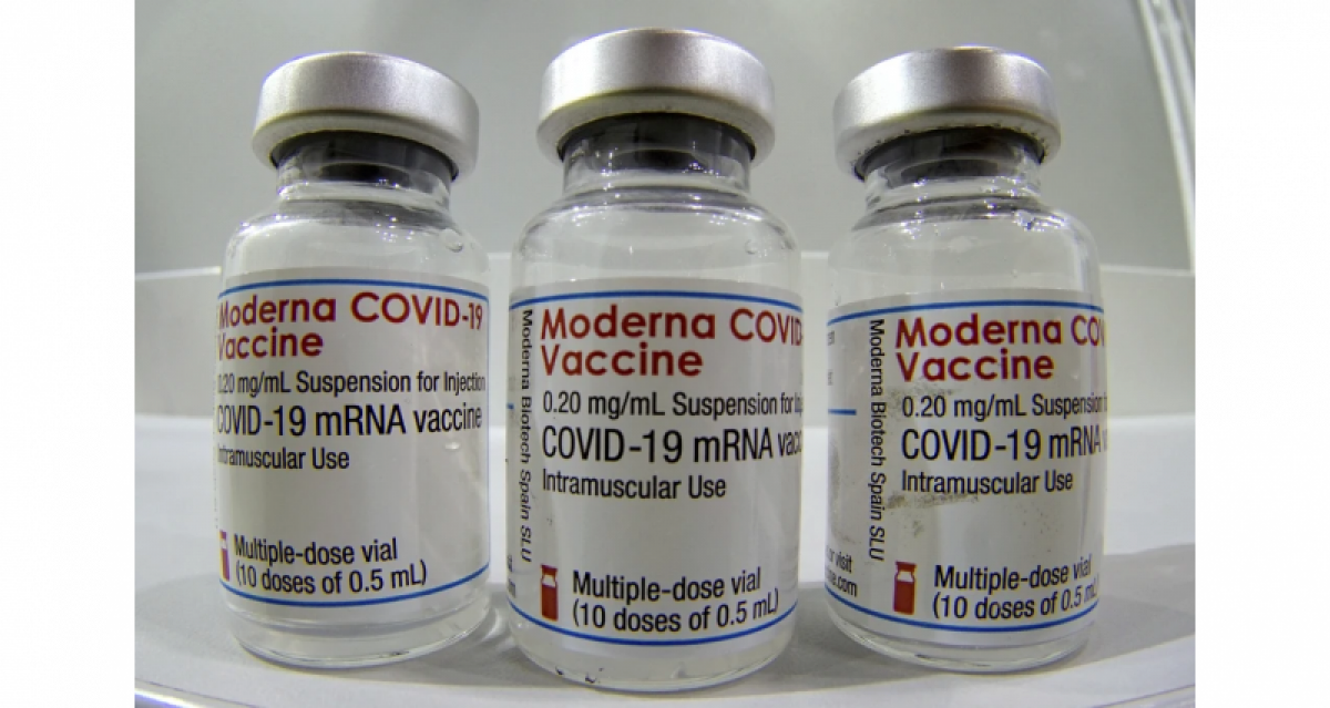 Vaccine ngừa Covid-19 của hãng dược phẩm Moderna vừa được bật đèn xanh để đưa vào chương trình tiêm mũi tăng cường ở Australia. Nguồn AP.