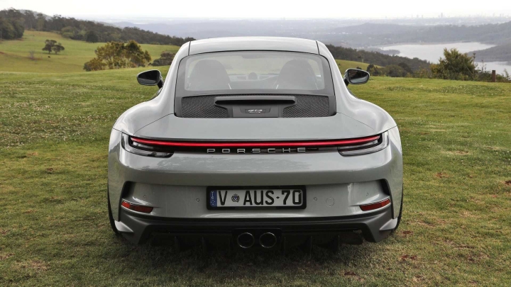 Porsche 911 GT3 Touring dành riêng cho thị trường Australia - 3