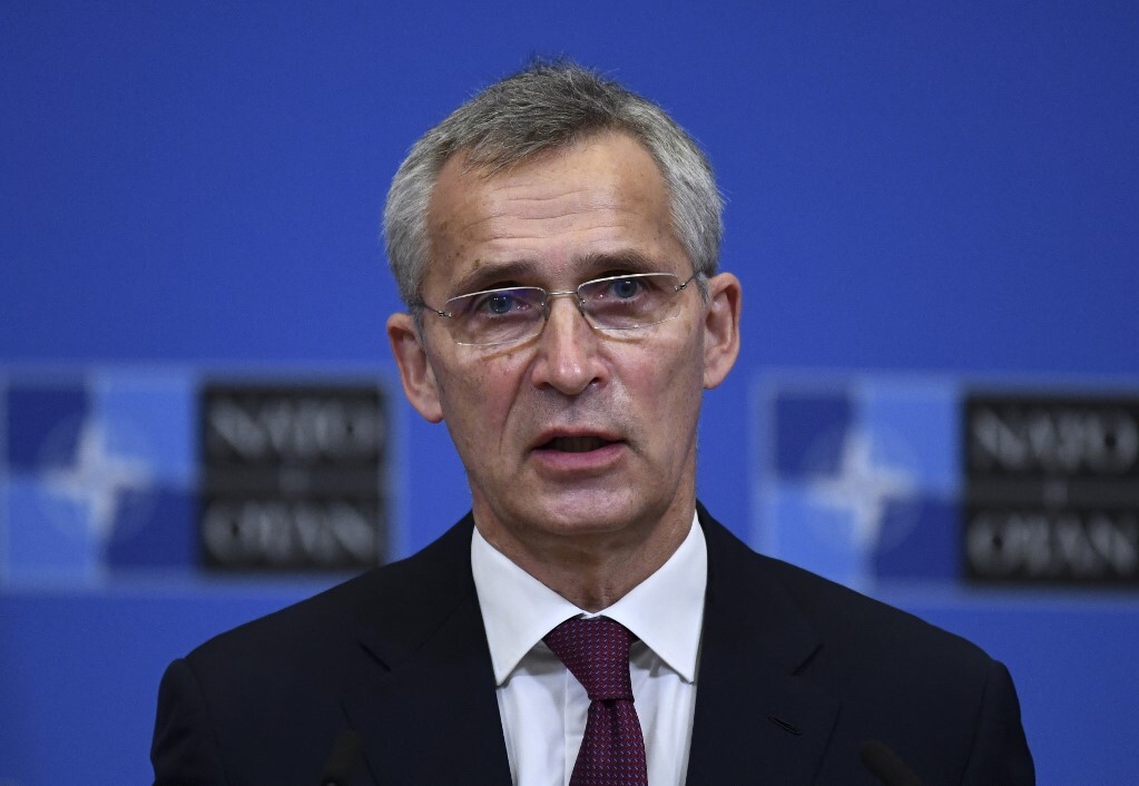 Tổng thư ký NATO Jens Stoltenberg phát biểu trong cuộc họp báo tại trụ sở của khối ở Brussels, Bỉ hôm nay. Ảnh: AFP.