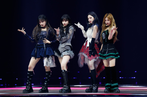 Nghệ sĩ và bài hát Kpop đỉnh nhất năm 2021: BLACKPINK chạy dài cũng không đuổi kịp BTS, TWICE hết thời nên thua cả aespa? - Ảnh 4.