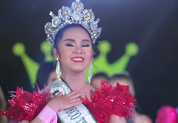 Thí sinh Vũ Huyền Diệu đăng quang Miss Eco Teen International. Ảnh: Miss Eco