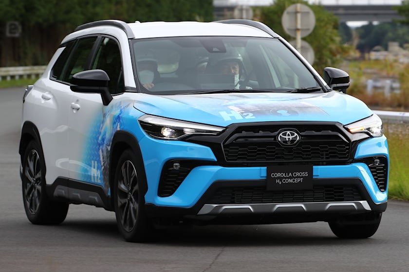 Không chạy xăng hay điện, Toyota Corolla Cross phiên bản mới dùng động cơ công nghệ từ xe đua - Ảnh 1. Không chạy xăng hay điện, Toyota Corolla Cross phiên bản mới dùng động cơ công nghệ từ xe đua - Ảnh 1.