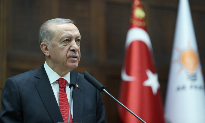 Tổng thống Thổ Nhĩ Kỳ Erdogan phát biểu tại quốc hội ngày 2/11. Ảnh: Reuters.