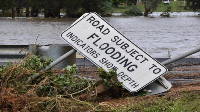 This year's floods and rains have caused large scale catastrophic damage to the road systems. (Murray McCloskey/AAP PHOTOS)