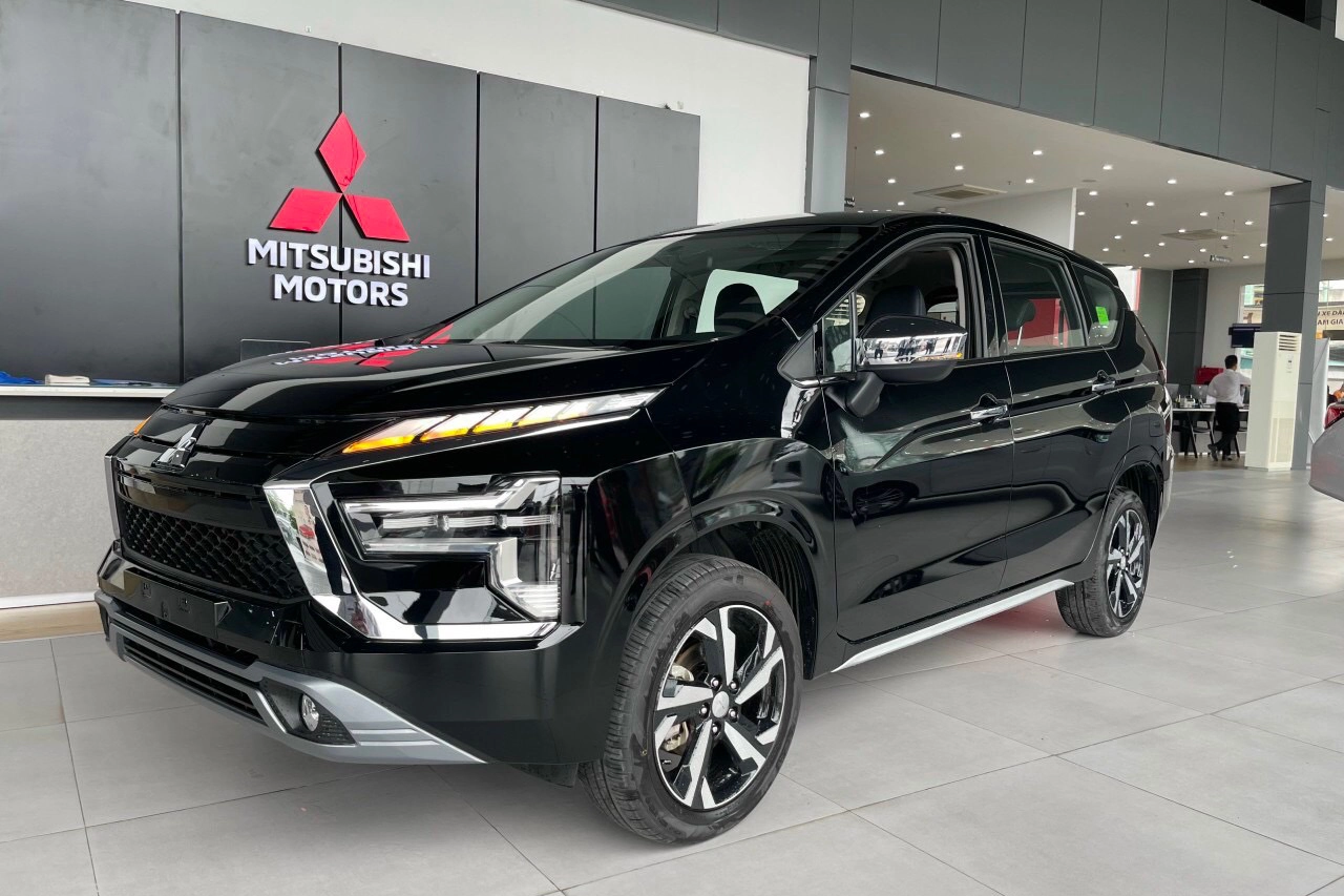 Mitsubishi Xpander ngày càng bỏ xa đối thủ, Veloz khó có 'cửa' bám đuổi khi chỉ còn tháng cuối năm - Ảnh 2.