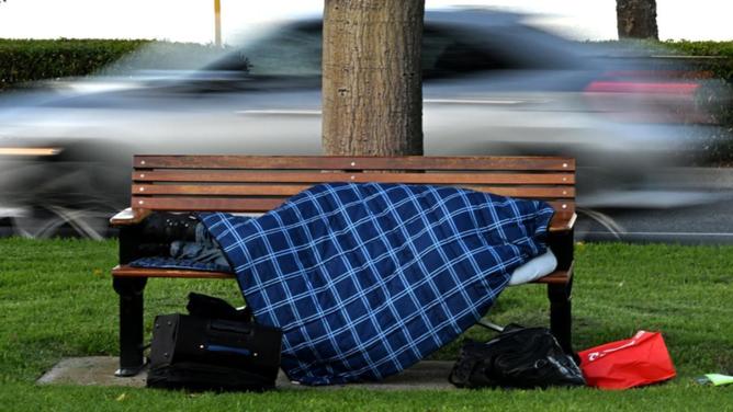 The longer young people remain homeless, the more likely they are to be involved with crime. (Dave Hunt/AAP PHOTOS)