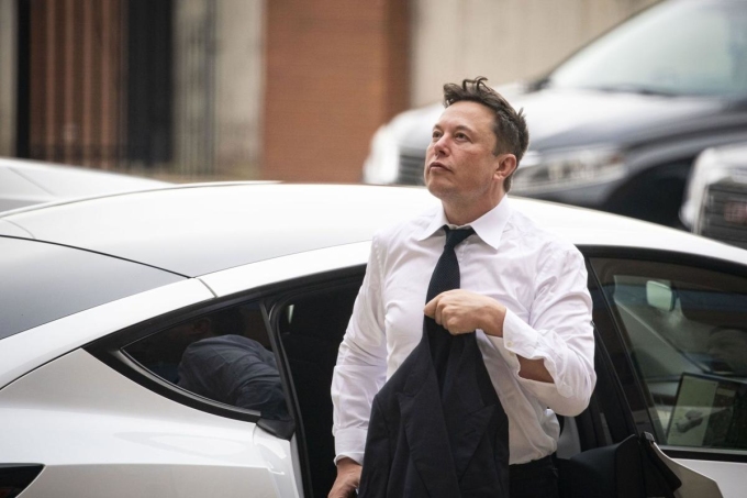 Elon Musk là tỷ phú mất tiền nhiều nhất thế giới năm nay. Ảnh: Bloomberg