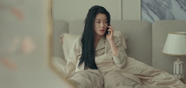 Kim Yoo Jung khiến netizen mê mệt vì mặt mộc quá đỉnh, còn được khen trông như học sinh cấp 3 - Ảnh 3.