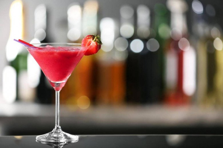 Trắc nghiệm tâm lý: Bạn thích uống loại cocktail nào nhất? - 4