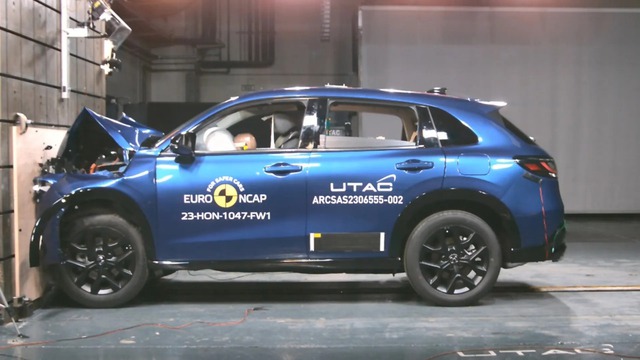 Euro NCAP thử đồng loạt 5 xe: Hyundai Kona, Honda ZR-V 4 sao, BMW 5-Series, Kia EV9, EQE 5 sao - Ảnh 1.