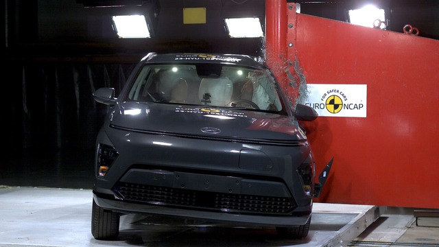 Euro NCAP thử đồng loạt 5 xe: Hyundai Kona, Honda ZR-V 4 sao, BMW 5-Series, Kia EV9, EQE 5 sao - Ảnh 2.