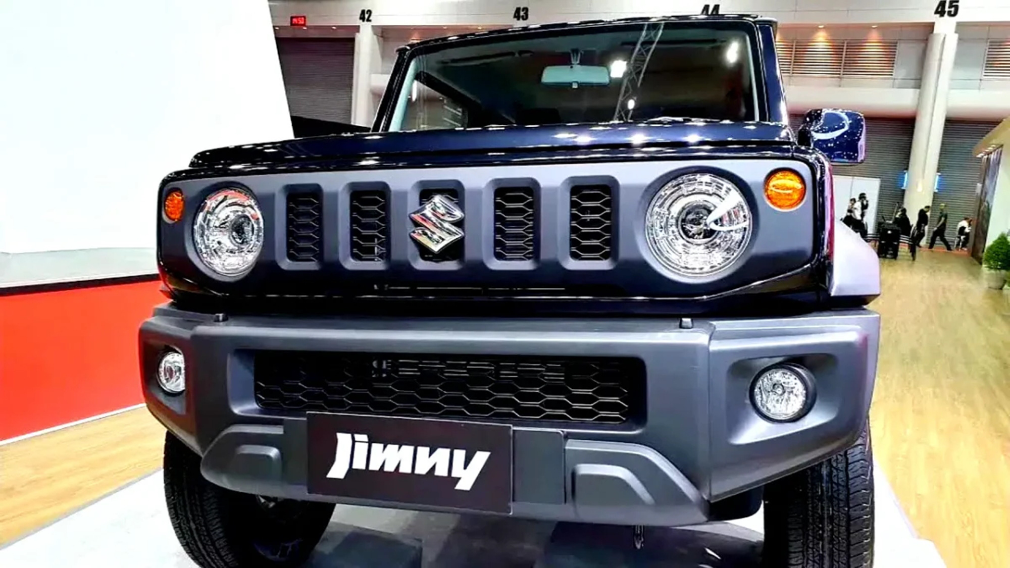 Suzuki Jimny chưa chốt ra mắt Việt Nam đã có bản mới: Rẻ hơn nhưng trông chất hơn, sản xuất giới hạn- Ảnh 4.