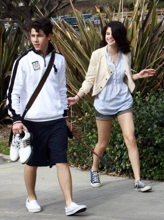 Nick Jonas và Selena Gomez năm 2010. Ảnh: Flickr