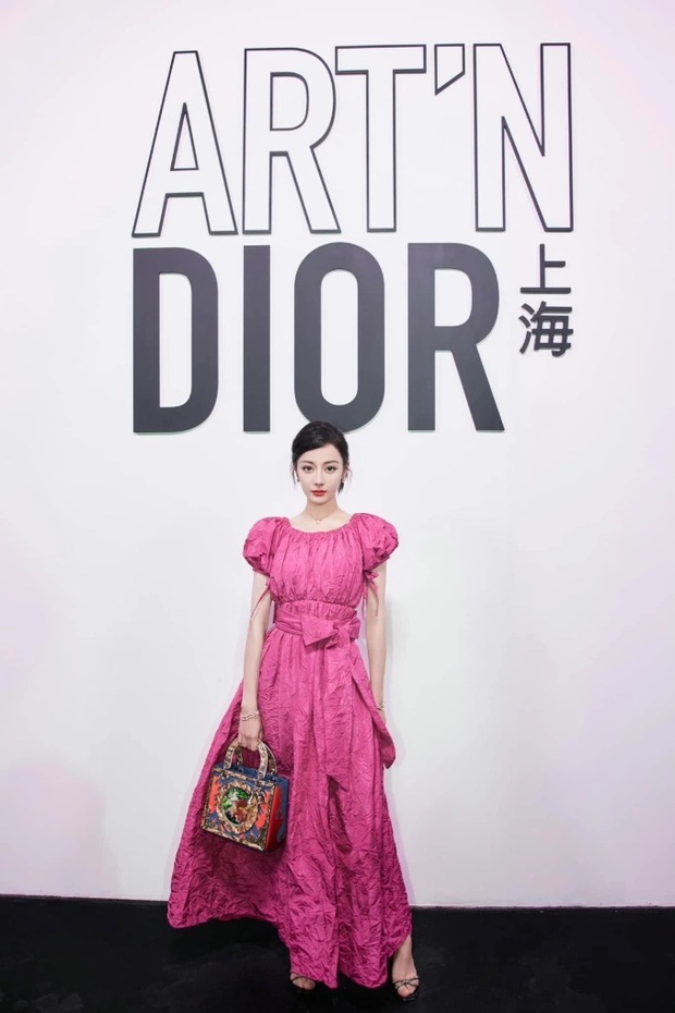 Địch Lệ Nhiệt Ba được thăng cấp thành đại sứ toàn cầu Dior nhưng vẫn thua Jisoo ở mảng này - Ảnh 11.