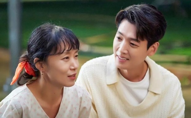 Cặp tình nhân đẹp nhất màn ảnh Hàn năm 2023 - Ảnh 2.