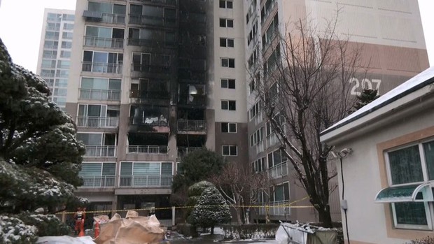 Hàn Quốc: Chung cư 27 tầng tại Seoul cháy lớn ngay sớm Giáng Sinh, 31 người thương vong - Ảnh 1.