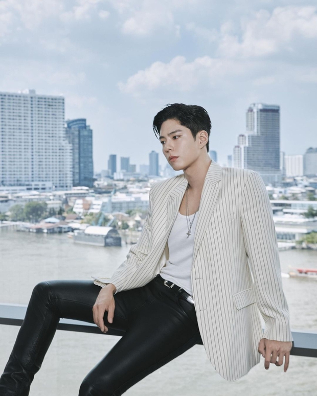 Park Bo Gum lần đầu công khai đăng ảnh với sao nữ lên Instagram và nhân vật đặc biệt đó chính là Lisa! - Ảnh 9.