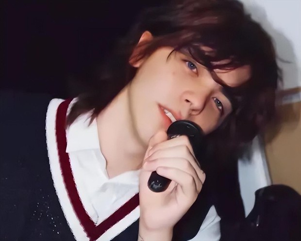 Nam sinh đẹp trai nhất Thanh Hoa 5 lần 7 lượt từ chối vào showbiz, nhan sắc chuẩn xé sách bước ra - Ảnh 1.