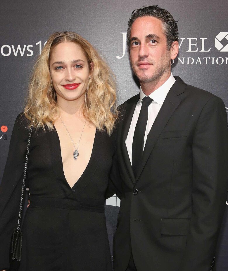 Jemima Kirke và chồng luật sư Michael Mosberg.