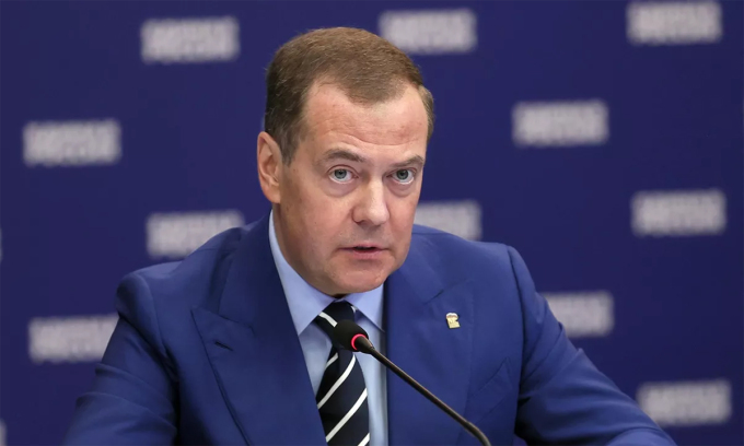 Phó chủ tịch Hội đồng An ninh Nga Medvedev trong một cuộc họp hồi năm 2023. Ảnh: Ria Novosti