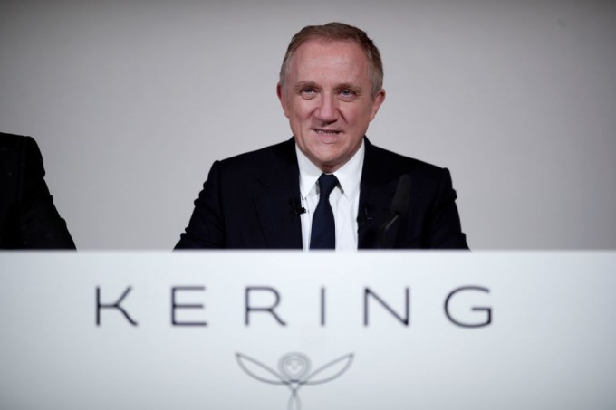 François-Henri Pinault trong buổi công bố báo cáo thường niên Kering năm 2019. Ảnh: Reuters