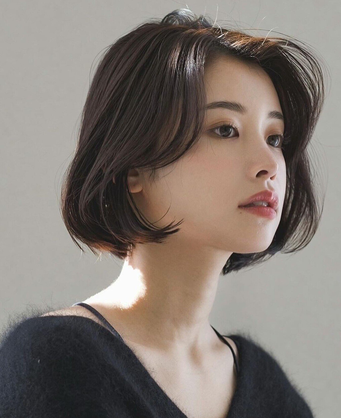 Nàng công sở muốn amp;#34;trẻ sangamp;#34; nên thử 4 kiểu layer này: Tôn mặt nhỏ gọn, che khuyết điểm cực khéo! - 1