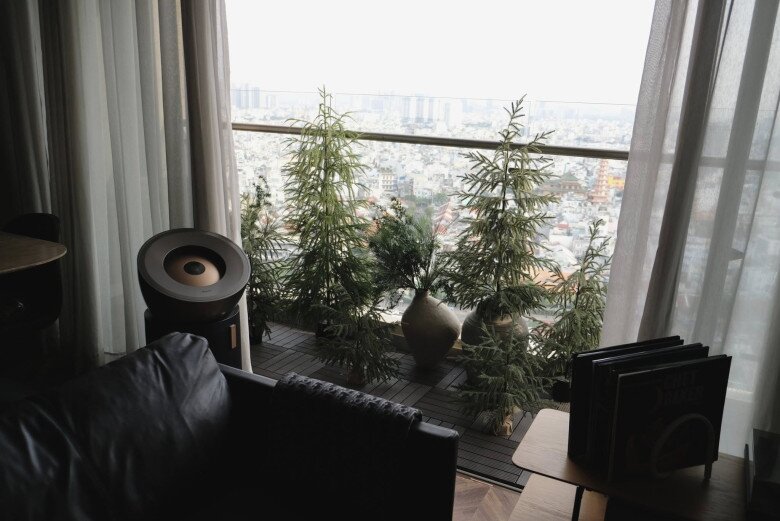 Trai đẹp đứng sau loạt sao Việt mất ngủ vì trang trí nhà Giáng sinh với toàn đồ được tặng, kết quả thật mỹ mãn - 5