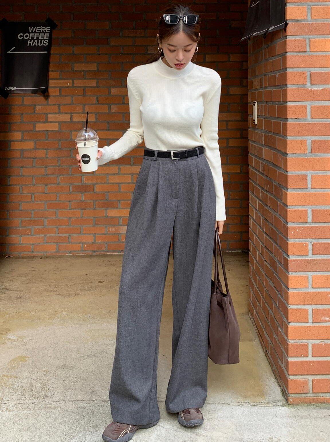 Diện quần ống rộng đúng điệu với 4 kiểu áo: Vừa tôn dáng lại sang - xịn hết cỡ! - 2