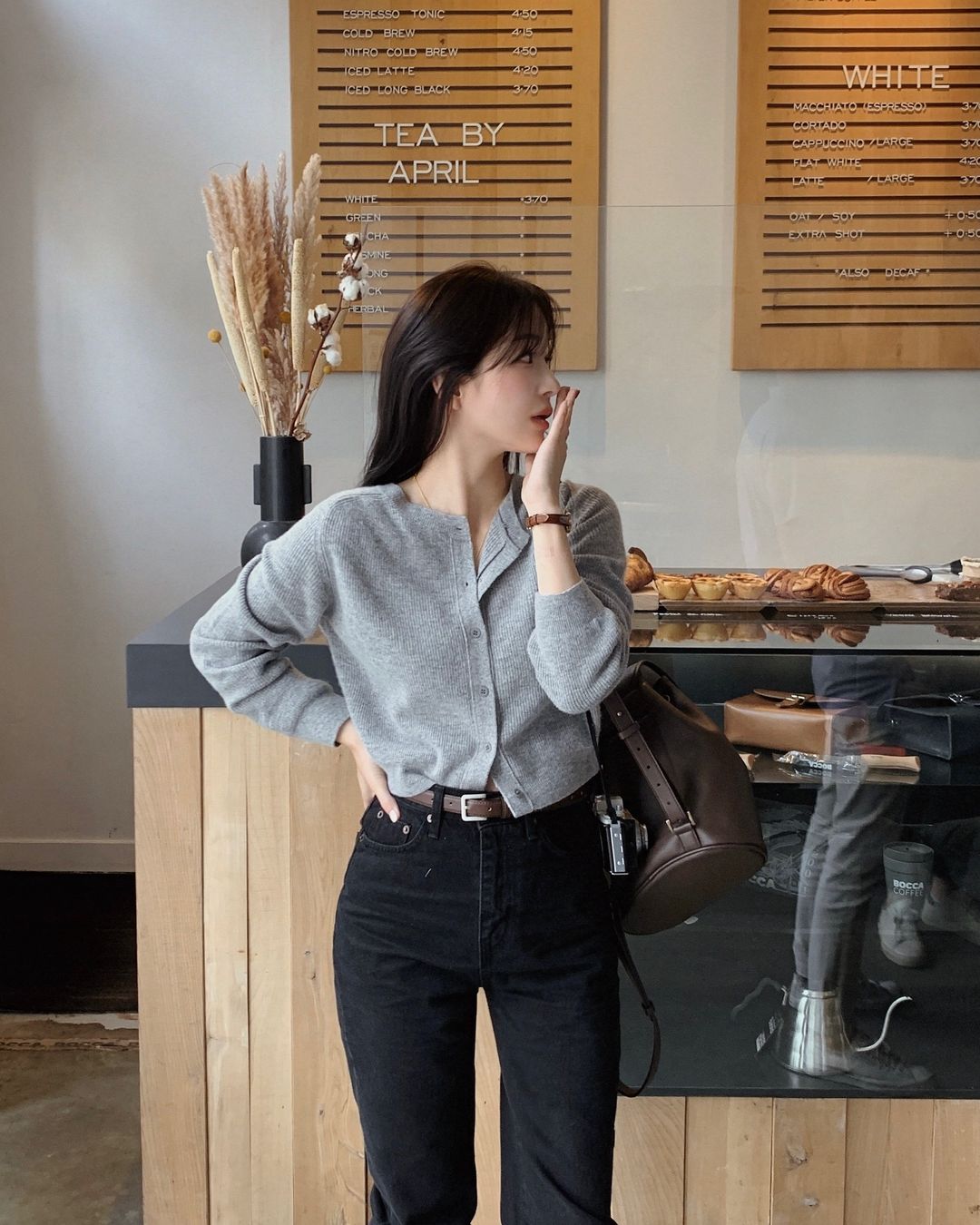 5 kiểu áo amp;#34;chân áiamp;#34; giữ ấm mùa lạnh mà vẫn sành điệu, mặc đi làm hay đi chơi đều đẹp - 2