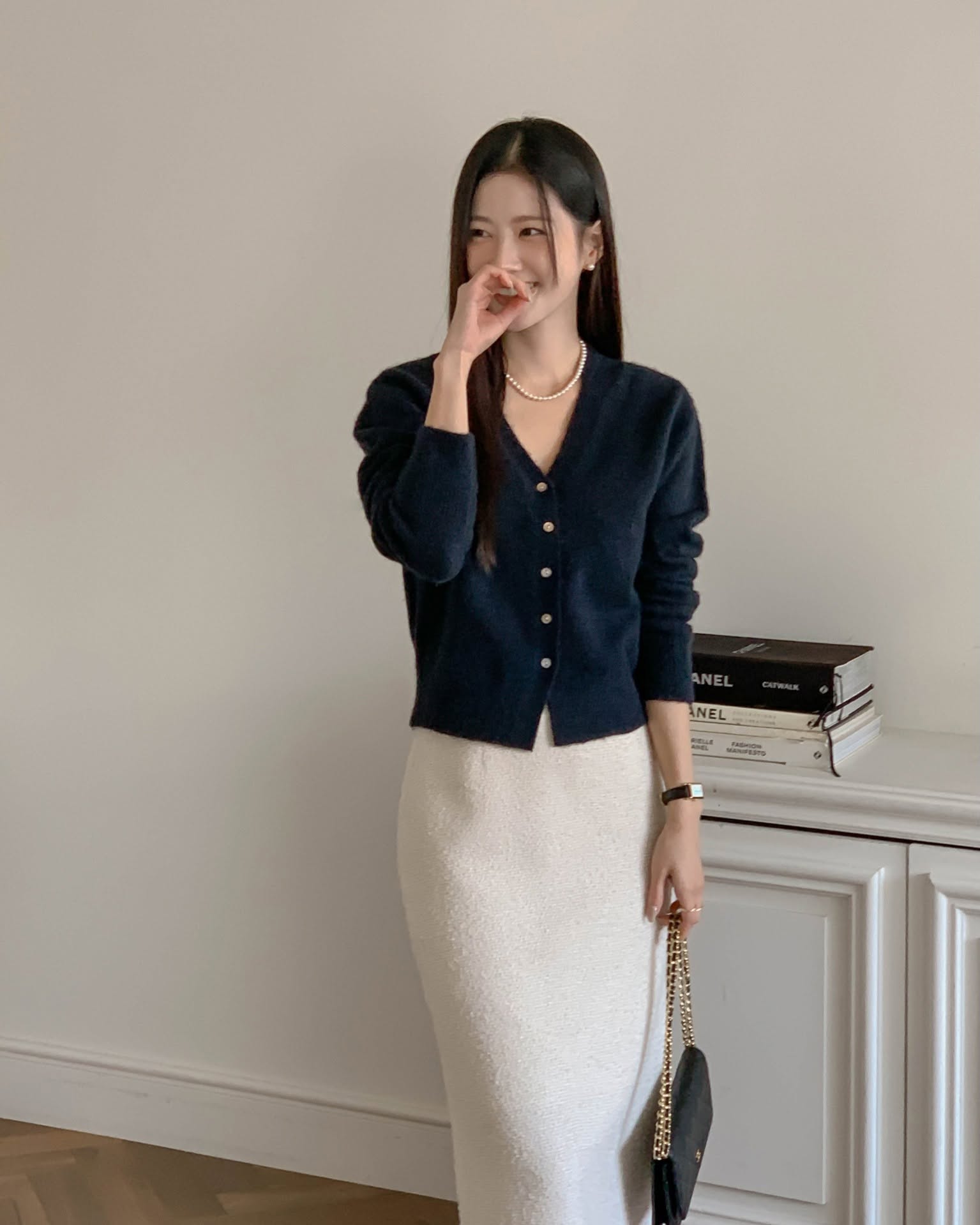 Áo len mỏng mặc sao cho đẹp? Đừng bỏ lỡ 4 công thức phối đồ cực hợp khí trời, lại dễ áp dụng hằng ngày - 2