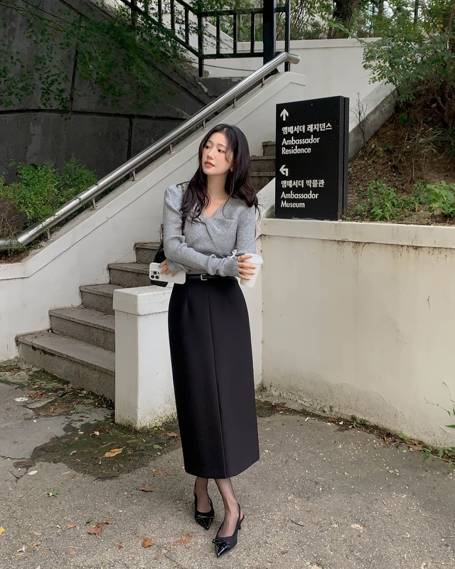 Áo len mỏng mặc sao cho đẹp? Đừng bỏ lỡ 4 công thức phối đồ cực hợp khí trời, lại dễ áp dụng hằng ngày - 3