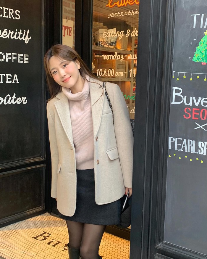 Áo len mỏng mặc sao cho đẹp? Đừng bỏ lỡ 4 công thức phối đồ cực hợp khí trời, lại dễ áp dụng hằng ngày - 6