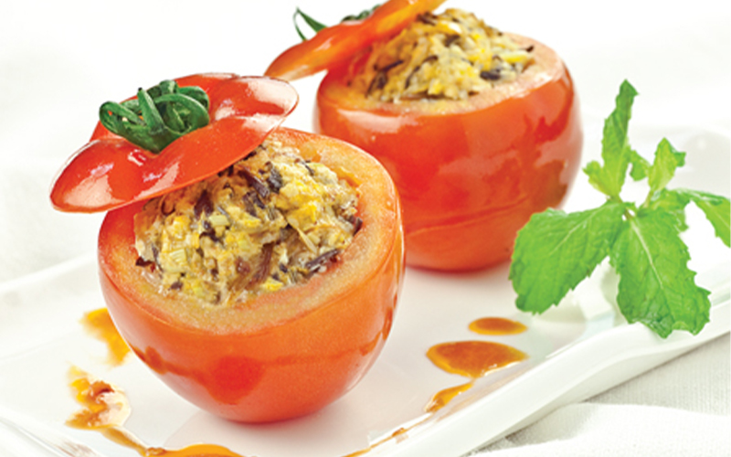 Hương vị beo béo kết hợp với mùi đặc trưng của nấm và vị chua của cà chua, làm hương vị món ăn vô cùng đặc biệt. Món này ăn rất nhẹ bụng, tiêu hoá nhanh nhưng giúp bạn no lâu, kích thích cơ thể tiêu hoá nhiều mỡ thừa nên giảm cân rất hiệu quả.