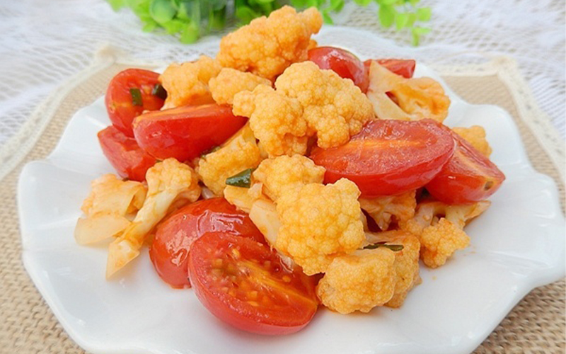 Món này chủ yếu có hương vị thanh mát, nhẹ nhàng của rau củ nhưng lại rất giàu khoáng chất và chất xơ, giúp bạn vừa no lâu, giảm cảm giác thèm ăn mà còn giúp làn da trở nên căng bóng, đẹp hơn.