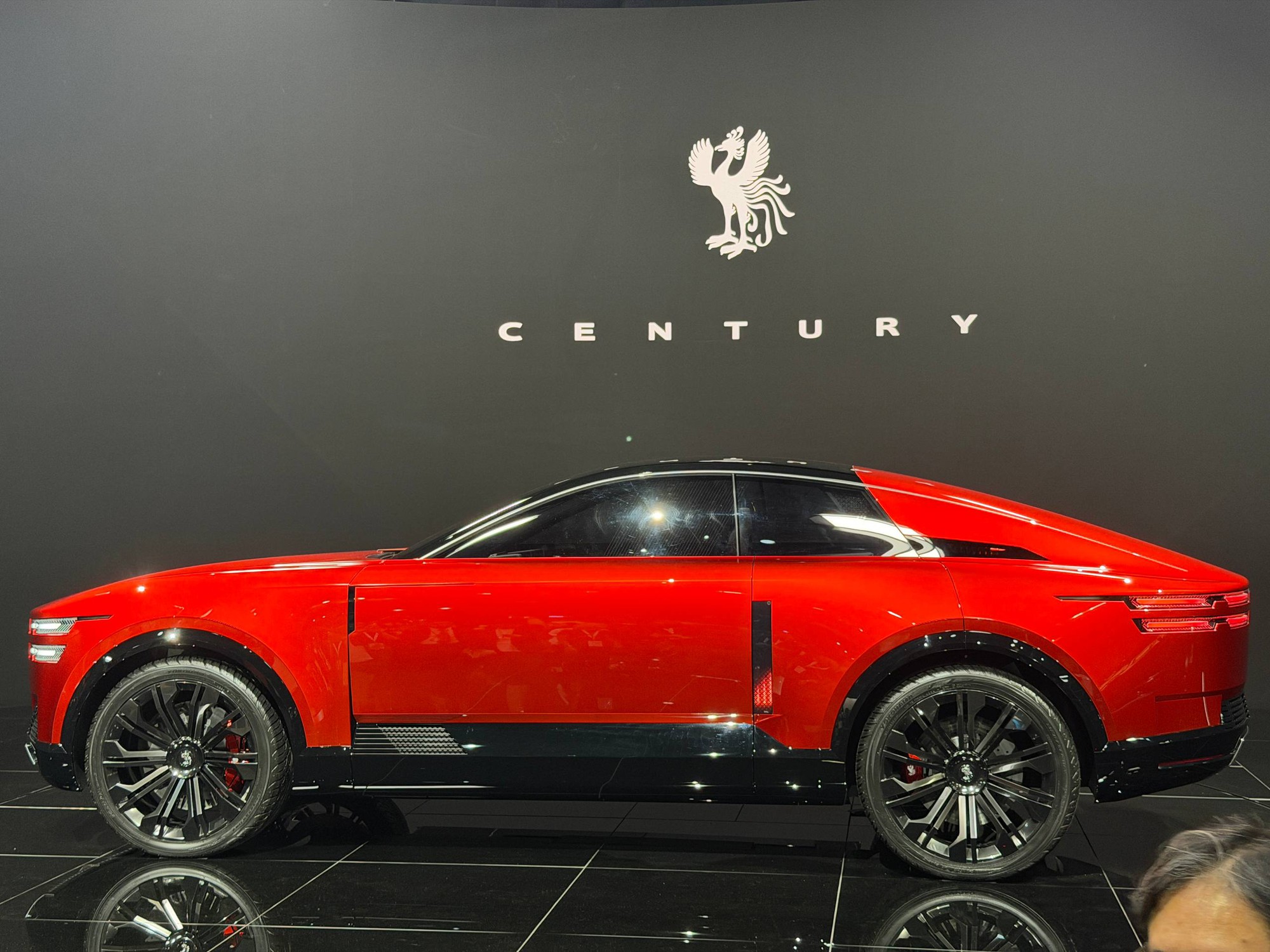 Sếp Toyota: Xe siêu sang Century sẽ không 'đu trend' xe điện- Ảnh 2.