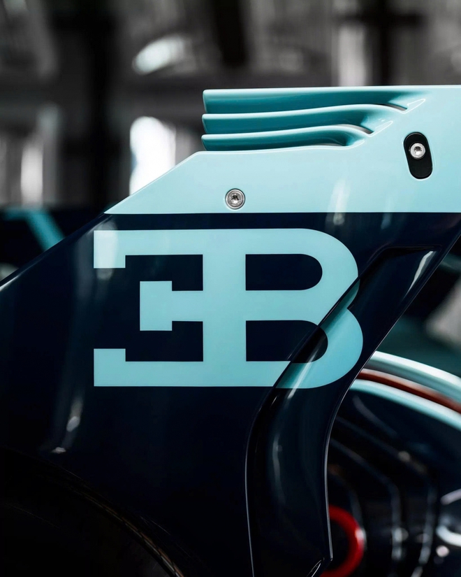 Ngắm "siêu phẩm" Bugatti Bolide cuối cùng vừa xuất xưởng- Ảnh 9. Ngắm "siêu phẩm" Bugatti Bolide cuối cùng vừa xuất xưởng- Ảnh 9.