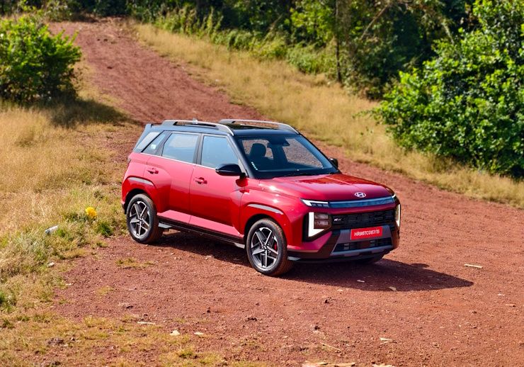 Hyundai Venue 2025 gây 'sốc': Mỗi ngày có gần 1.000 khách đặt cọc, bằng 5 tháng bán tại Việt Nam- Ảnh 1. Hyundai Venue 2025 gây 'sốc': Mỗi ngày có gần 1.000 khách đặt cọc, bằng 5 tháng bán tại Việt Nam- Ảnh 1.