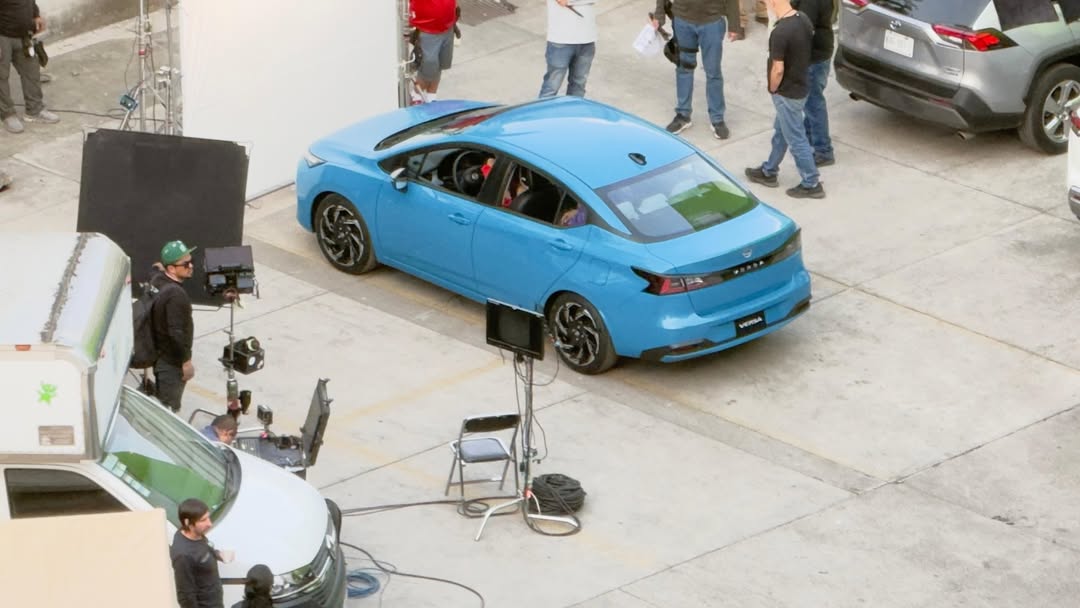 Nissan Almera đời mới lộ diện trần trụi: Thiết kế lột xác từ trước tới sau, đèn hậu kiểu Lexus, sắp ra mắt cạnh tranh Vios, City- Ảnh 1.