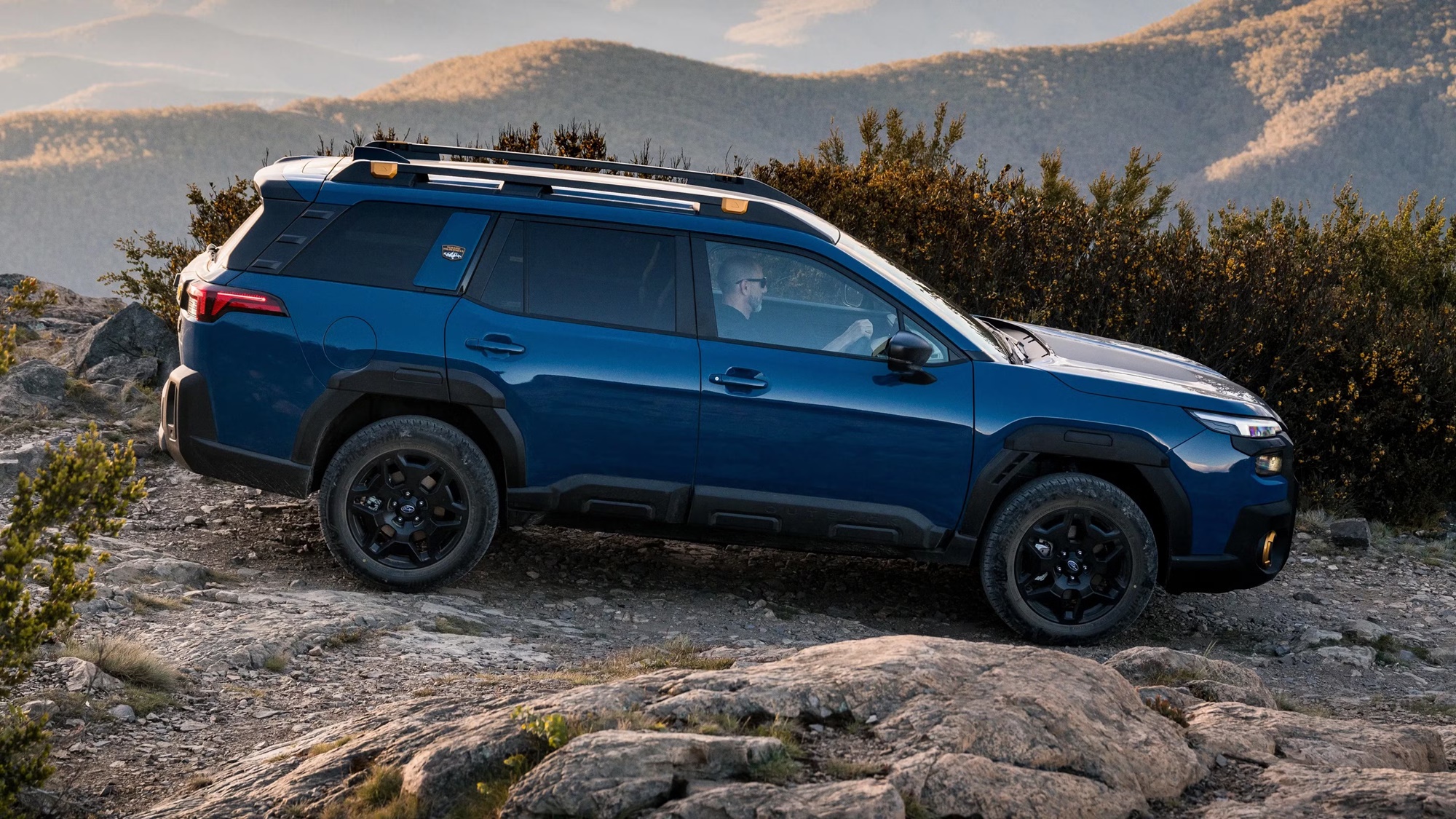 Subaru Outback sắp có thêm phiên bản hybrid: Mượn động cơ từ Forester, có thể tích hợp tăng áp để lái thêm phấn khích- Ảnh 4. Subaru Outback sắp có thêm phiên bản hybrid: Mượn động cơ từ Forester, có thể tích hợp tăng áp để lái thêm phấn khích- Ảnh 4.