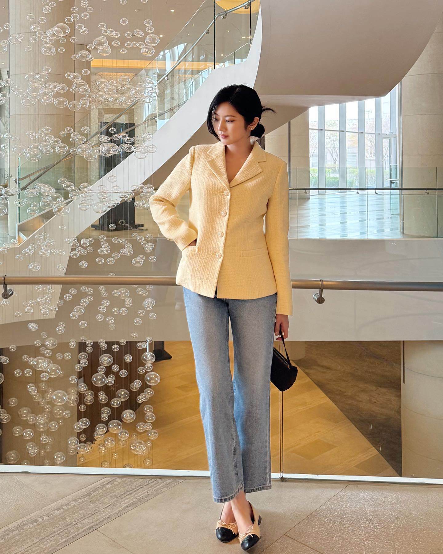 Tủ đồ ít không sao, chị em có 5 kiểu giày này là amp;#34;gánhamp;#34; mọi outfit, đi làm hay đi chơi kiểu gì cũng hợp - 2