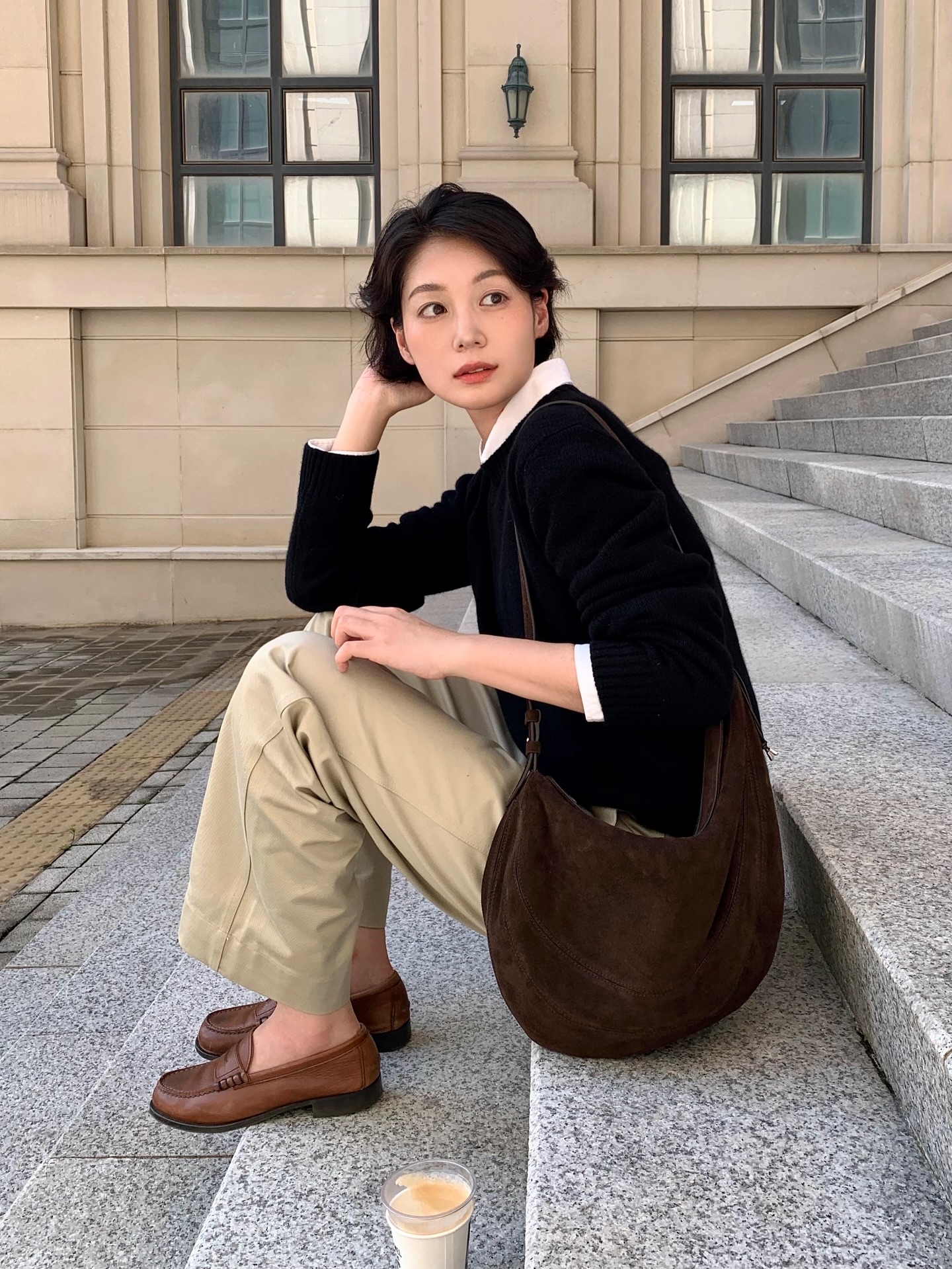 Tủ đồ ít không sao, chị em có 5 kiểu giày này là amp;#34;gánhamp;#34; mọi outfit, đi làm hay đi chơi kiểu gì cũng hợp - 13