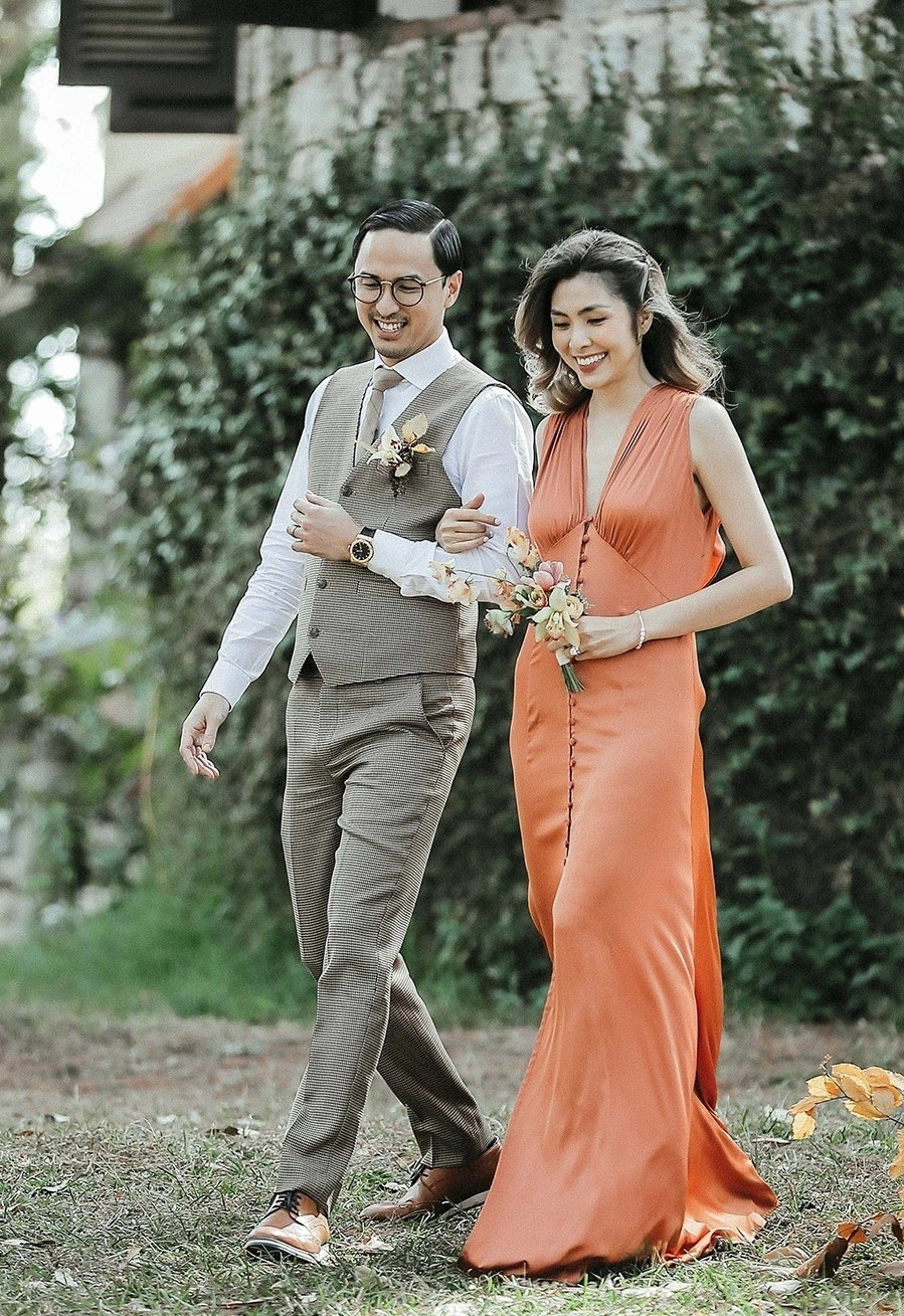 Váy dự tiệc cưới của Tăng Thanh Hà chưa bao giờ làm chúng ta thất vọng: Càng đơn giản càng sang - 5