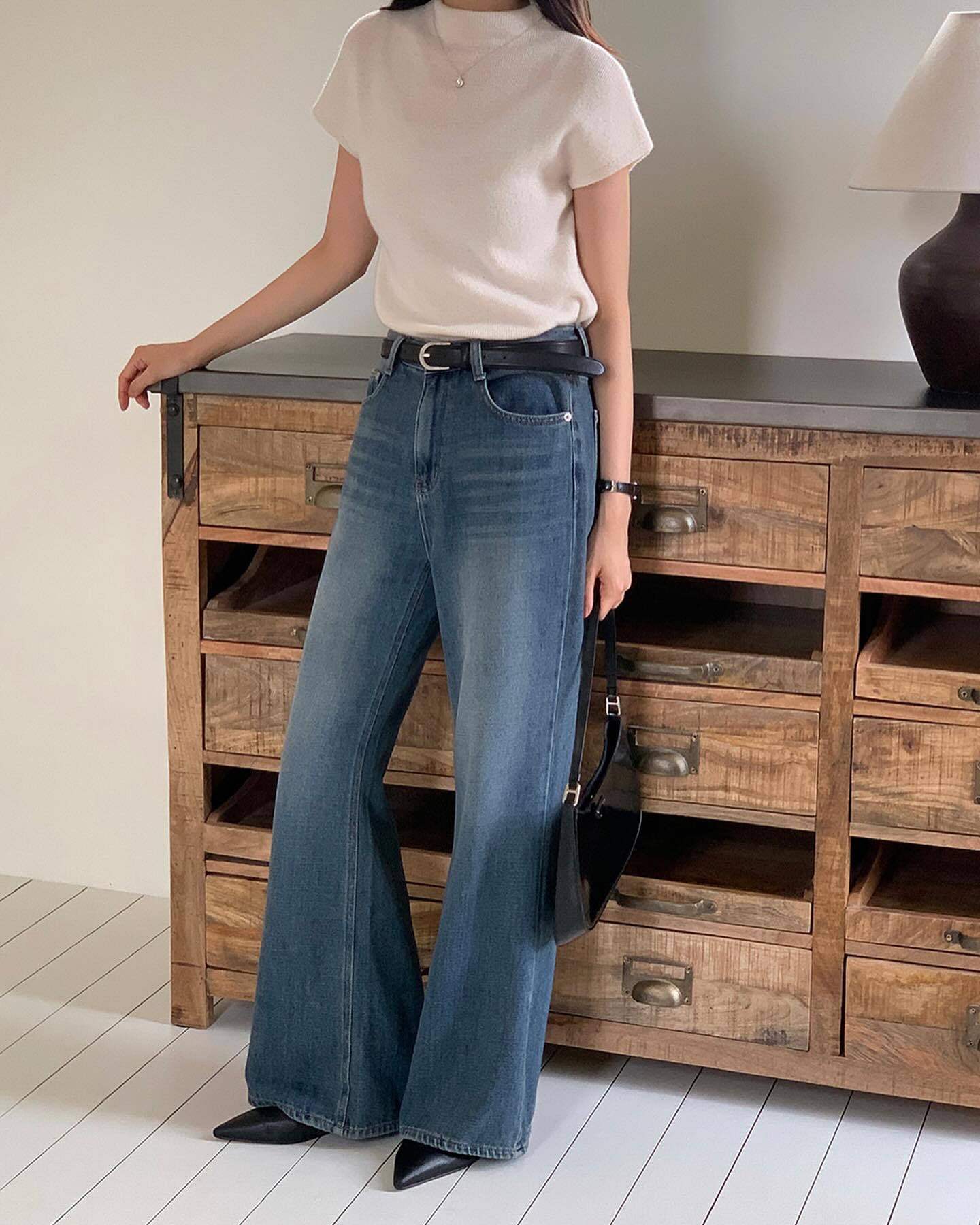 Phụ nữ U40 mặc quần dễ lộ khuyết điểm, đây là 4 kiểu amp;#34;tinh hoa hội tụamp;#34; tôn dáng chuẩn, mặc vào trẻ xinh hẳn - 14