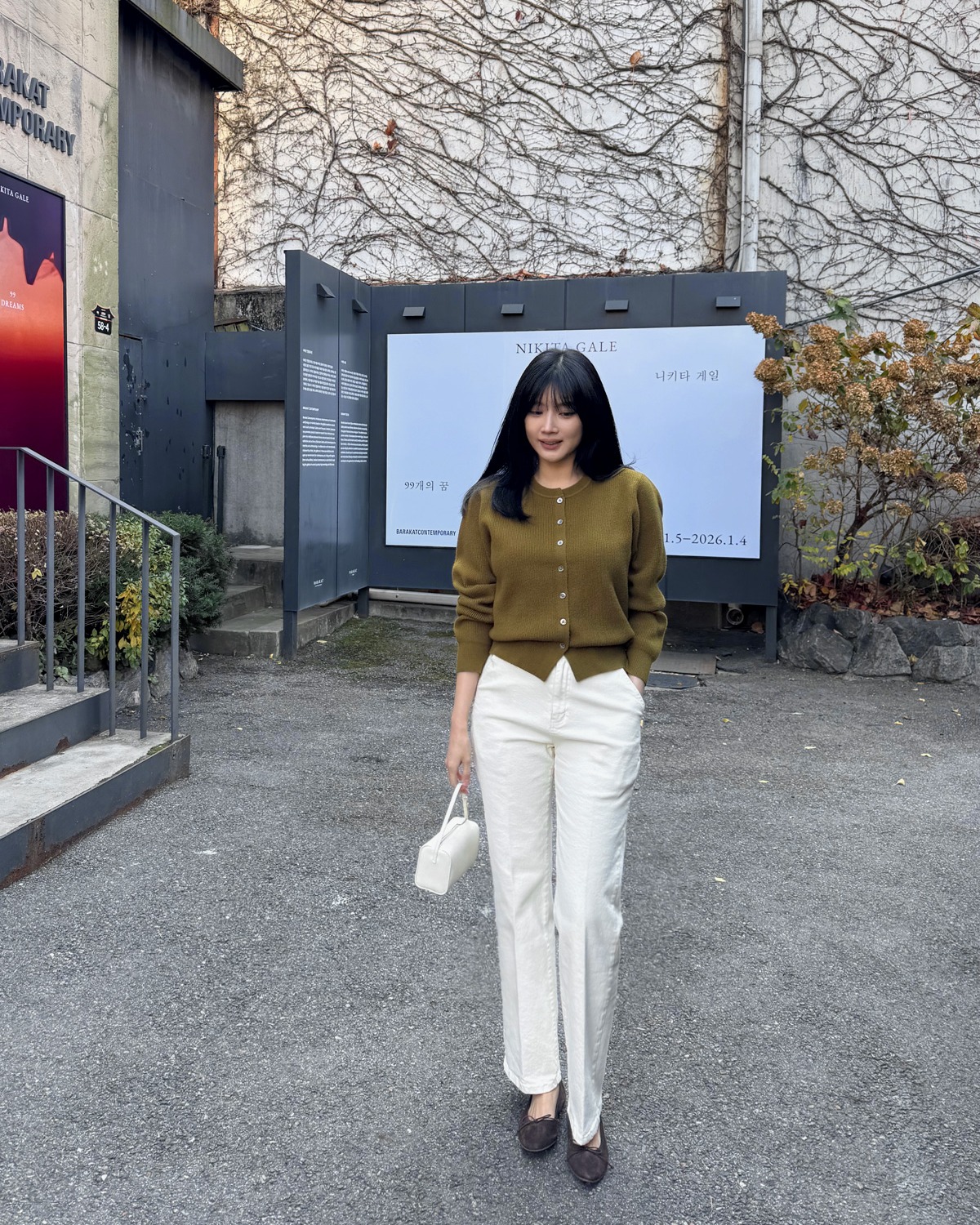 Phụ nữ U40 mặc quần dễ lộ khuyết điểm, đây là 4 kiểu amp;#34;tinh hoa hội tụamp;#34; tôn dáng chuẩn, mặc vào trẻ xinh hẳn - 9