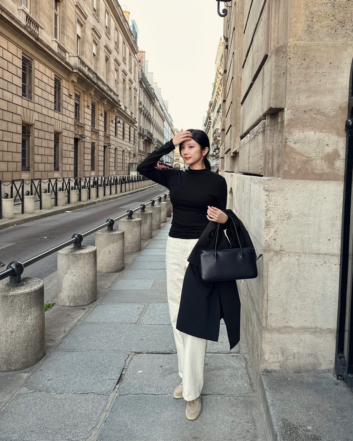 Phụ nữ U40 mặc quần dễ lộ khuyết điểm, đây là 4 kiểu amp;#34;tinh hoa hội tụamp;#34; tôn dáng chuẩn, mặc vào trẻ xinh hẳn - 10