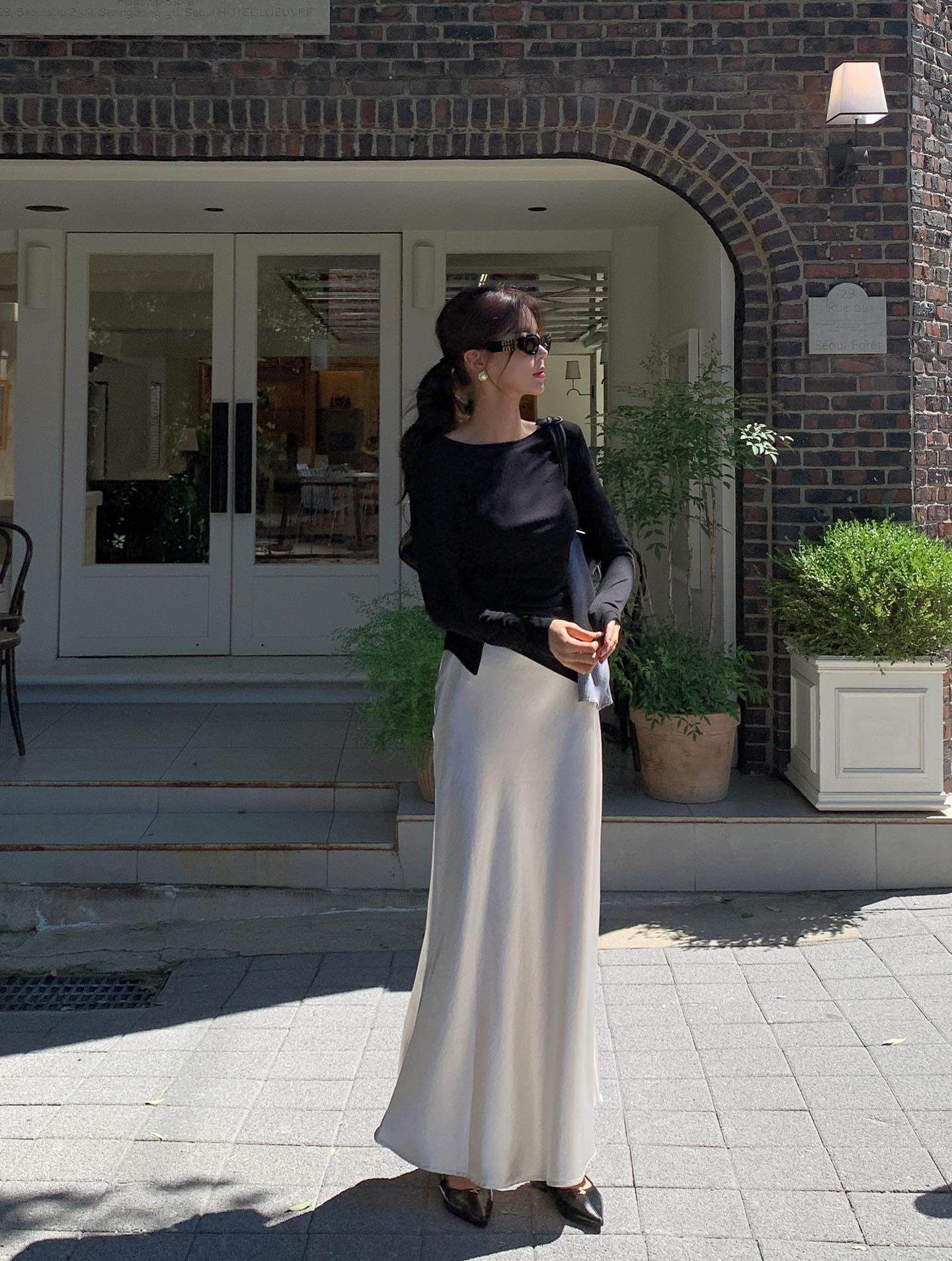 Đi làm mùa đông mà thiếu 4 kiểu áo này thì outfit của chị em dễ bị chê đơn điệu, kém phần cuốn hút - 13